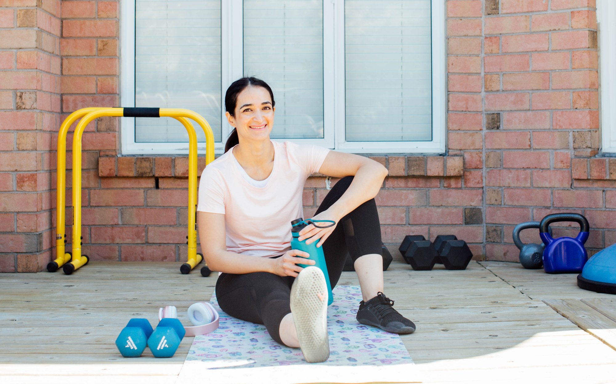 Salwa Qadir strength training outdoors